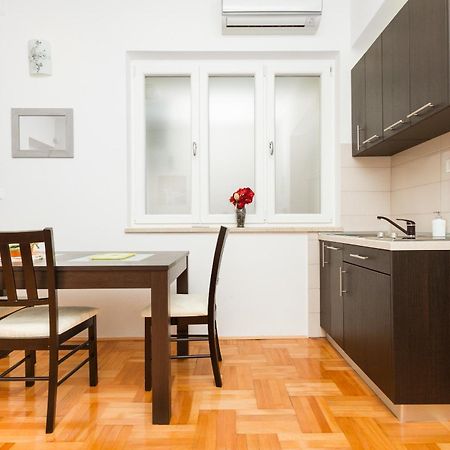 Apartments Naja Split Luaran gambar