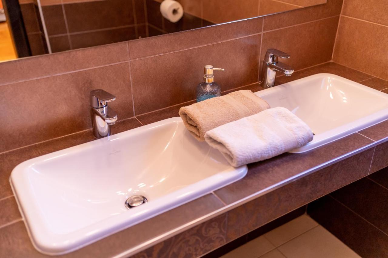 Apartments Naja Split Luaran gambar