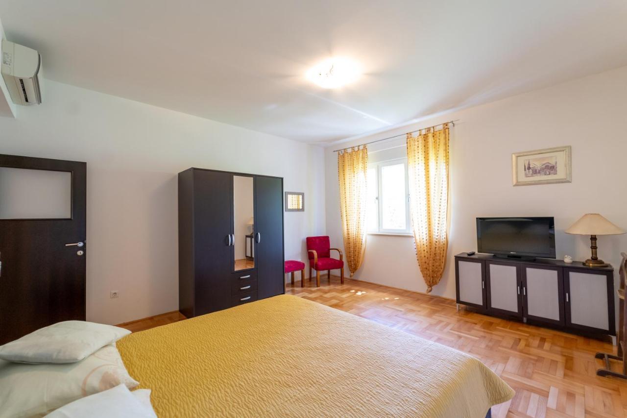 Apartments Naja Split Luaran gambar