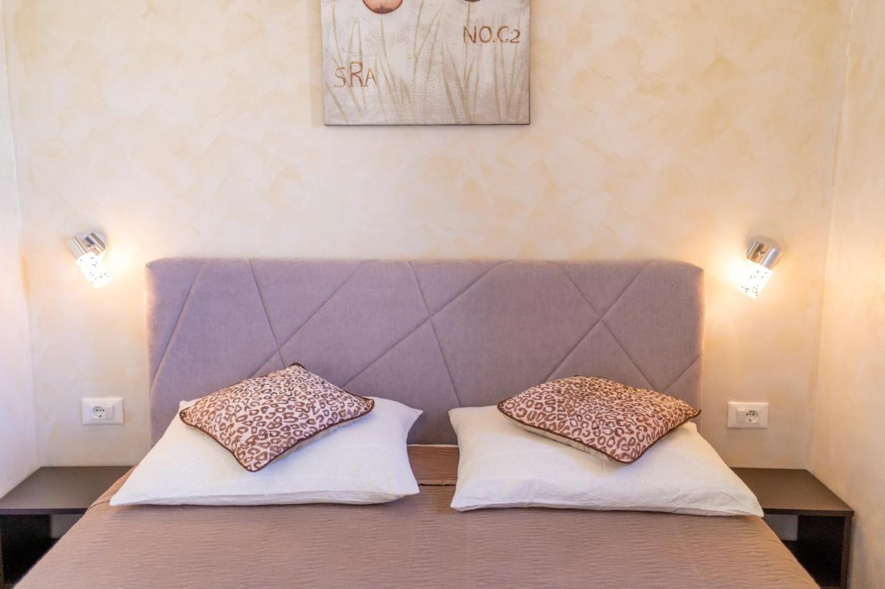 Apartments Naja Split Luaran gambar