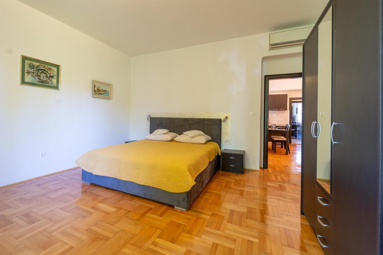Apartments Naja Split Luaran gambar