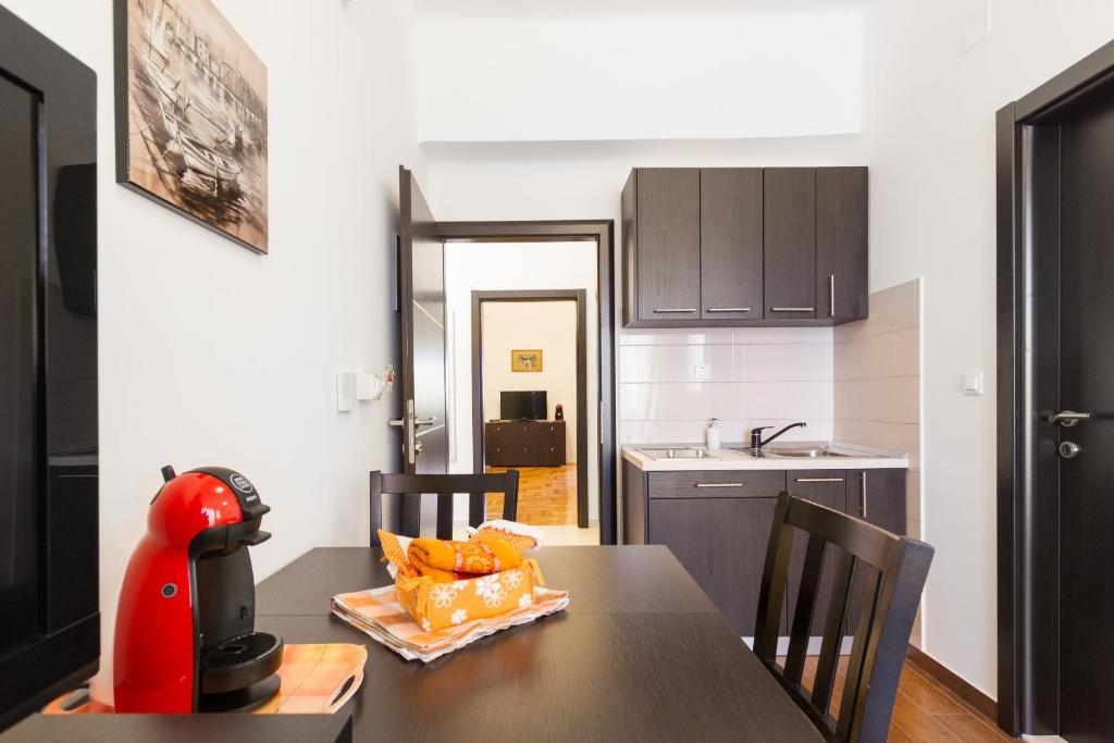 Apartments Naja Split Bilik gambar